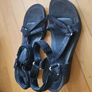 Teva Ysidro Universal Wedge Sandals - Women's 9